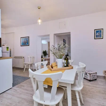 Apartment Istra 4 Star New 2022 Mali Losinj